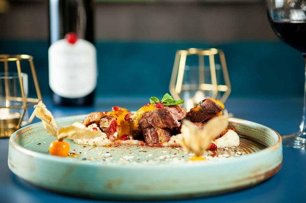 Comment découvrir les traditions culinaires de la Sicile en Italie?